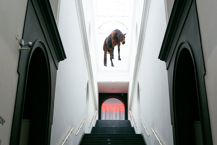 Fondation Louis Vuitton, Pushkin museum, exhibition, Maurizio Catellan, horse