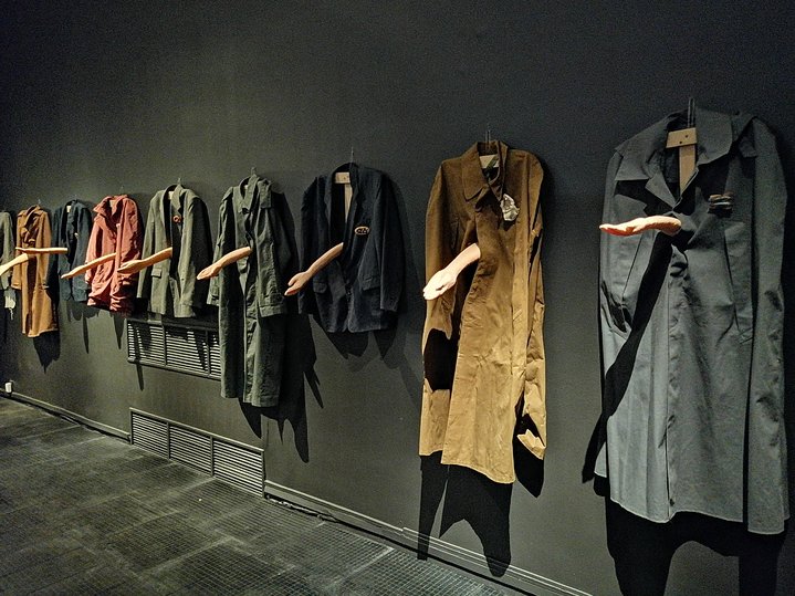 museum, exhibition, Kirill Serebrennikov, clothes, installation
